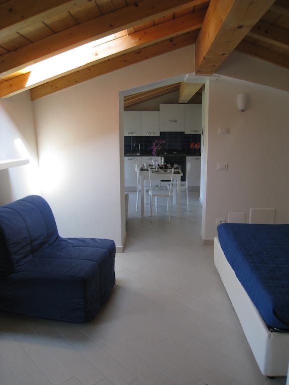 Casa Vacanze Albachiara Massa  Szoba fotó